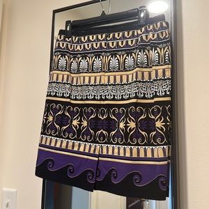 J. McLaughlin short skirt. Size 6.